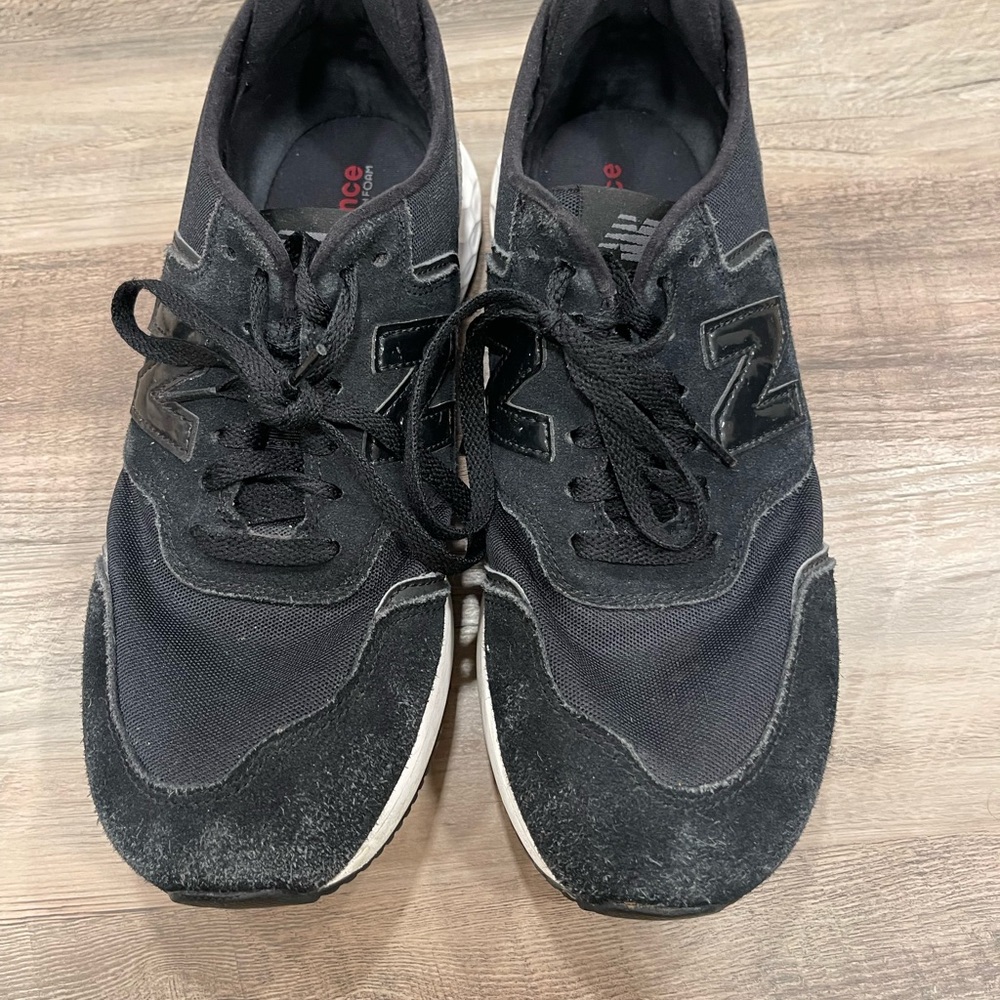 New Balance Black and White X70 Women’s Sneakers